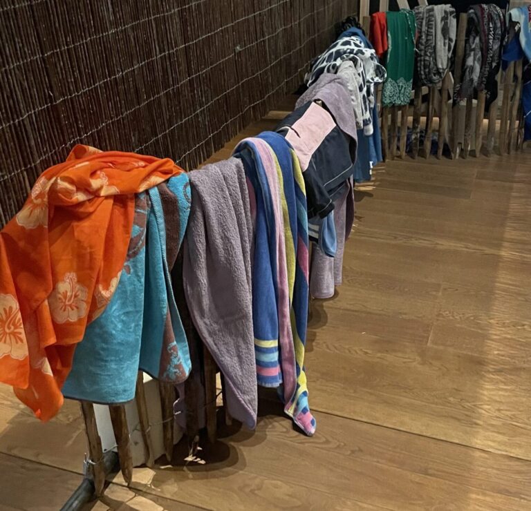 Mucem visites nues « Historiques » de l’expo « Paradis Naturistes »