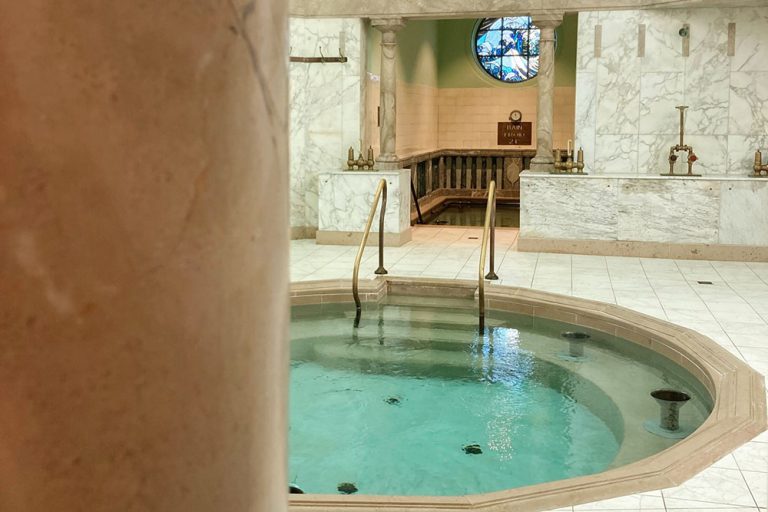 Les strasbourgeoises privées de sauna naturiste