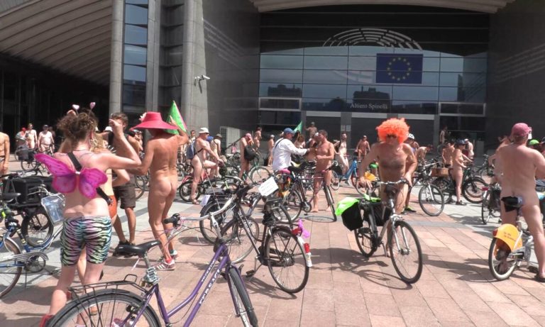 World Naked Bike Ride WNBR Cyclonudista Bruxelles 2022