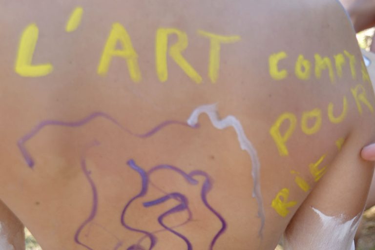 Une visibilité pour les artistes naturistes