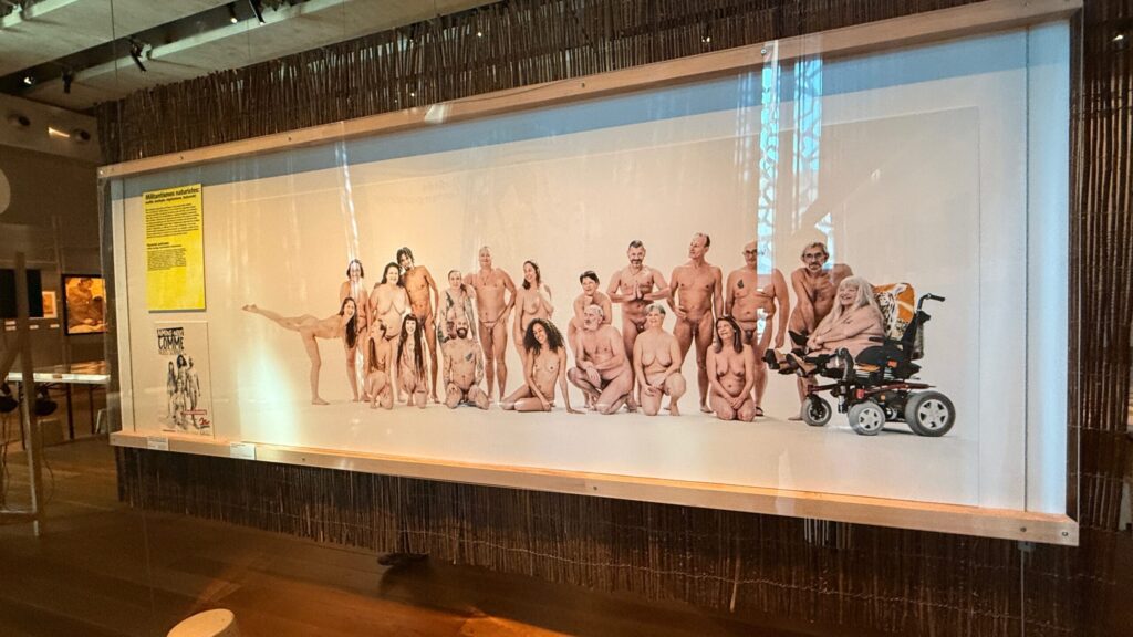 Campagne de la Fédération Française de Naturisme « Stop body shaming » (« contre la honte du corps »)