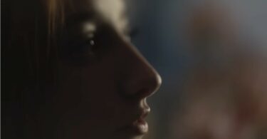 manon,-modele-nu-et-naturiste