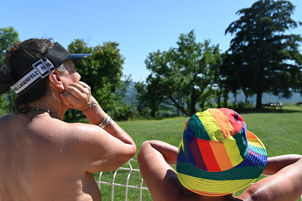 Une assemblée sous le soleil auvergnat