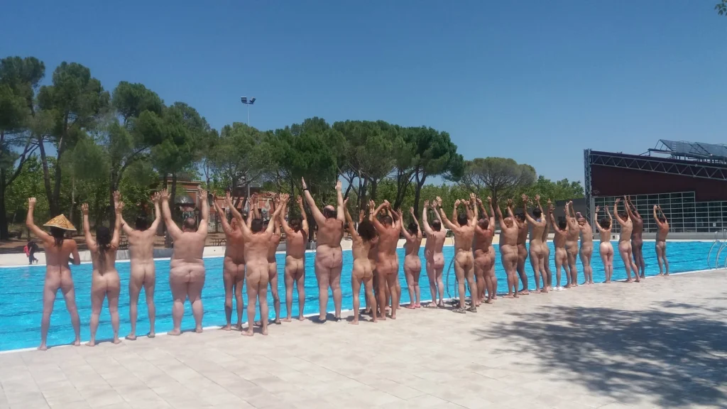 Madrid : Journée sans maillot de bain le 21 juin 2026 à la piscine d’Aluche