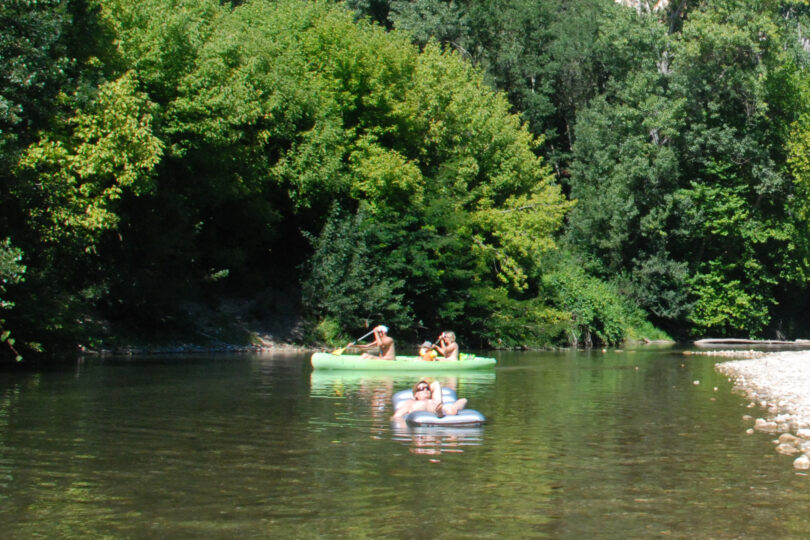 canoe,-carnaval-et-naturisme